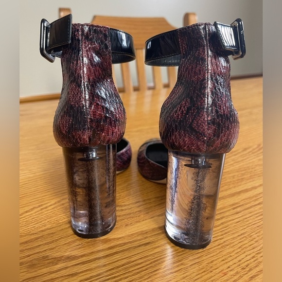 Anthropologie Deimille Noha Cap-Toe Reptile Print Leather Pumps Heels Size 36 - Picture 3 of 12